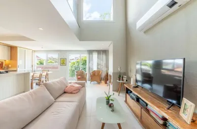 Cobertura com 3 dormitórios e 2 suítes para venda no bairro Chácara das Pedras