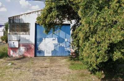 Terreno de esquina medindo 627 m²  no bairro harmonia com prédio para reformar.