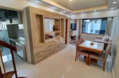 Cobertura duplex com 2 dormitórios, 158m², piscina, no jardim lindóia