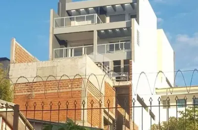 Casa á venda com 4 dormitórios/quartos, 3 vagas/box, no bairro teresópolis, porto alegre/rs.