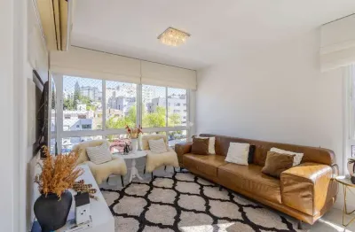 Apartamento com 75m² com 2 dormitórios, 1 suíte e 1 vaga coberta e escriturada - auxiliadora