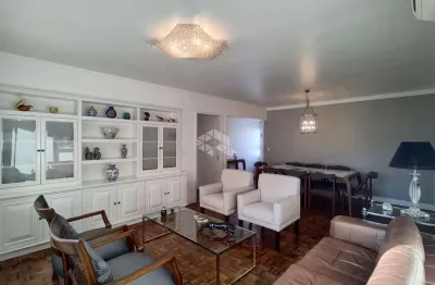 Apartamento com 3 quartos à venda na Rua Vinte e Quatro de Outubro, 1149, Moinhos de Vento, Porto Alegre