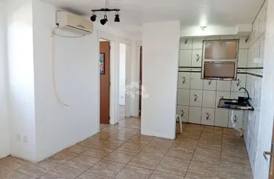 Apartamento / 2 dormitórios / 1 vaga / mário quintana / porto alegre / rs