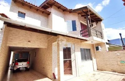 Excelente sobrado de 152m² privativos com 03 dormitórios e 01 suite no bairro harmonia canoas