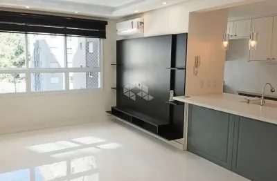 Apartamento 3 Dormitórios com Suíte e Vaga Coberta no Condomínio New Life - Jardim Carvalho/POA