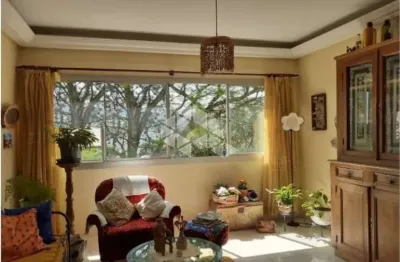 Apartamento para venda de  3 dormitórios, 3 banheiros, 1 vaga de garagem fechada    no bairro  Teresópolis P .Alegre/RS