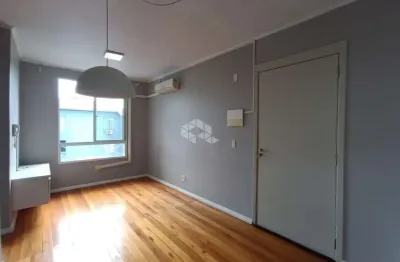 Apartamento semi mobiliado 2 dormitórios com vaga escriturada - morro santana