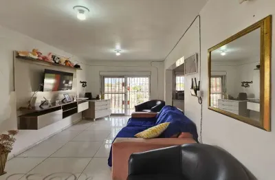 Casa/prédio à venda  com 4 apartamentos, vaga de garagem no bairro farrapos, porto alegre