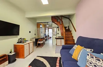 Casa em condomínio fechado, 2 dormitórios, 1 vaga, humaitá, porto alegre