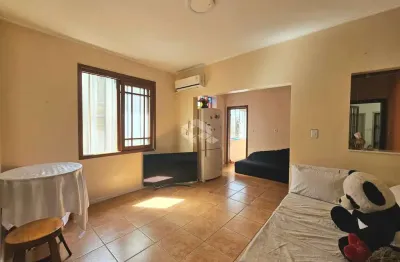 Vende apartamento 3 dormitórios, próximo ao shopping, santa maria goretti, porto alegre