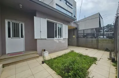 Vendo casa de alvenaria, com anexo nos fundos totalizando 3 dormitórios, são joão, porto alegre