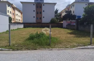 Terreno á venda com 320m²  no bairro aririu- palhoça- sc