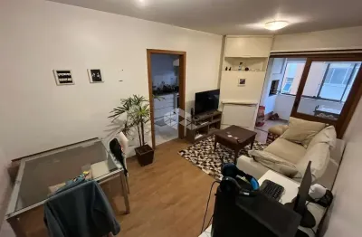 Apartamento de 86m² com vaga de estacionamento no bairro petrópolis