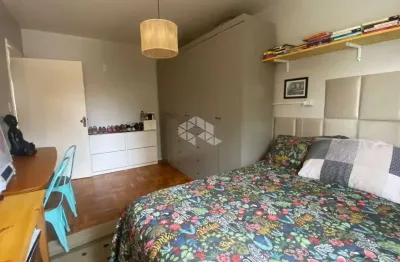 Apartamento de 3 dormitórios e vaga coberta e escriturada na marcelo gama