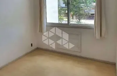 Apartamento de 2 dormitórios com vaga de garagem alto petrópolis