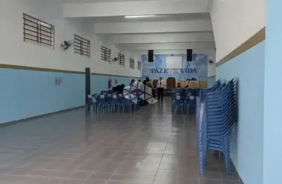 Imóvel comercial à venda - localização estratégica em rua de grande movimento