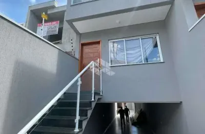 Sobrado de 180m² com 3 quartos, sendo 1 suite na penha