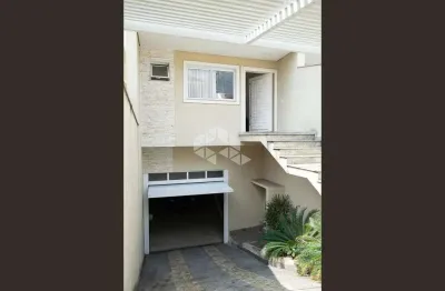 Casa com 3 quartos à venda na Rua Laerte, 45, Vila Mariza Mazzei, São Paulo