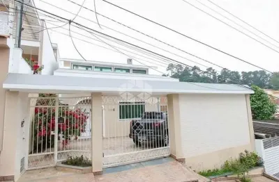 Casa a venda com 1 dormitorios 3 suits 5  banheiros e 3 vagas