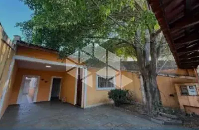 Casa com 3 dormitórios e suíte: oportunidade única para sua família