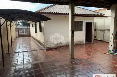 Casa a venda na brasilândia com 3 quartos e garagem para 5 carros