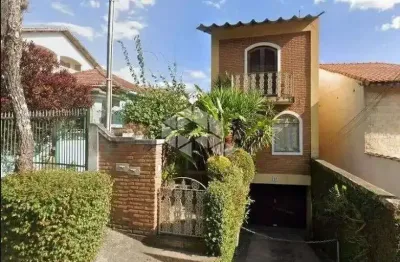 Sobrado 170m com 03 dormitórios e 4 vagas apenas  1km do metrô tucuruvi