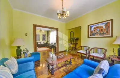 Casa com 3 quartos à venda na Avenida Pirapó, 131, Petrópolis, Porto Alegre