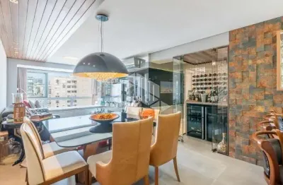 Apartamento 3 dormitórios com 1 suíte e 2 vagas na auxiliadora