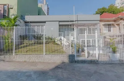 Casa com 4 quartos à venda na Rua Coronel Corte Real, 950, Petrópolis, Porto Alegre