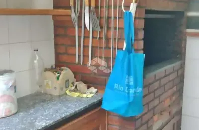 Apartamento térreo, 2 dormitórios, menino deus, 73 m² com churrasqueira
