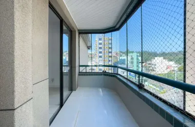 Cobertura com 174 m², 2 dormitórios com quarto auxiliar, 2 vagas separadas