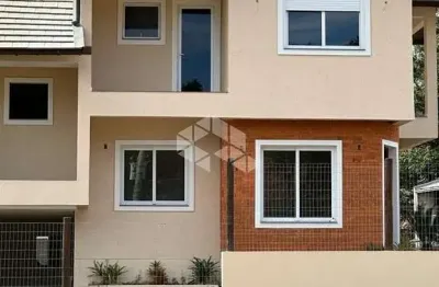 Casa 02: 102,29 m2 de área construída + 9,25 m2 de jardim privativo