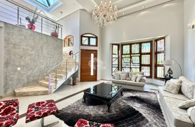 Linda casa com 5 dormitorios sendo 01 suite, 305 m², piscina, bairro partenon - porto alegre