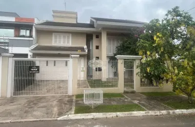 Sobrado com 3 dormitórios no bairro moinhos de vento