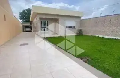 Casa com 3 dormitórios e 4 vagas no bairro mathias velho