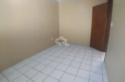 Casa 2 dormitórios, pátio nos fundos, vaga de garagem 3 carros - nossa senhora das graças - canoas