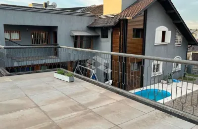 Sobrado 3 suítes, 600 m² construído, piscina aquecida, 2 vagas de garagens, nossa senhora das graças