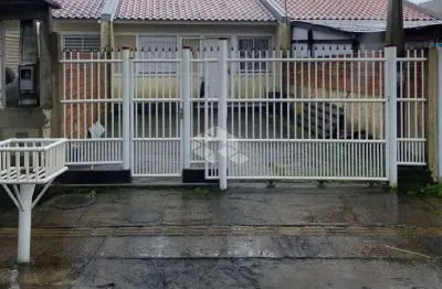 Casa com 45m², 2 quartos, 2vagas de garagem no bairro três marias -  esteio rs