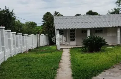 Casa com 2 quartos à venda na Rua Madeira, 200, Igara, Canoas