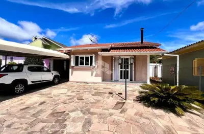 Casa com 3 quartos à venda na Prefeito João Grendene, 202, Alvorada, Farroupilha