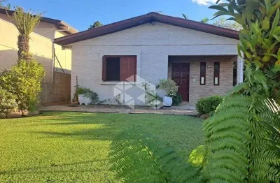 Casa de 03 dormitórios no bairro são roque em farroupilha