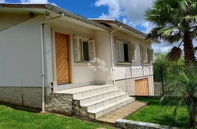 Casa com 3 quartos à venda na Marilice Pessin Haubert, 641, Monte Verde, Farroupilha