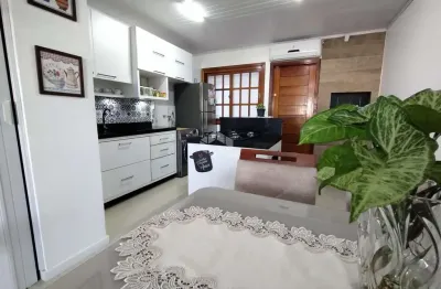 Sobrado com 02 dormitórios no bairro imigrante em farroupilha.
