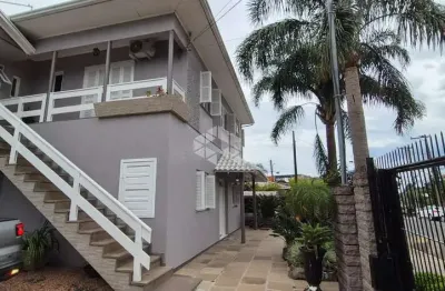 Ampla casa com 380m2, localizada no bairro santo antônio