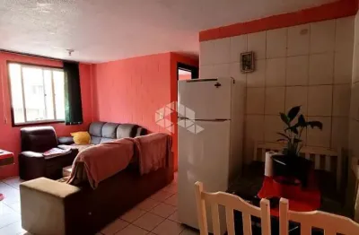 Apartamento terreio no cinquentenário, com dois quartos.