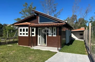 Casa com 2 quartos à venda na Rua Marilice Pessin Haubert, 1, Monte Verde, Farroupilha