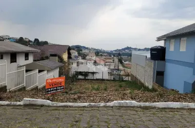 Terreno à venda na Angelo Faé, 12, Cruzeiro, Farroupilha