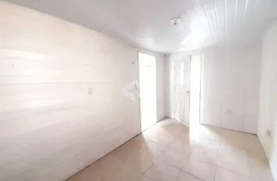 Casa à venda de 2 quartos, 2 vagas de garagem no bairro sarandi em porto alegre.