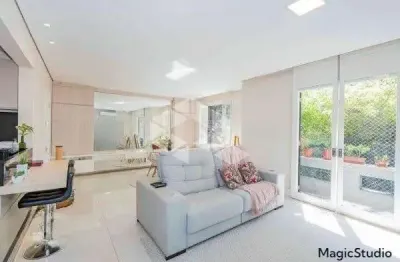 Apartamento à venda 2 dormitórios, 1 suíte no bairro moinhos de vento em porto alegre/rs