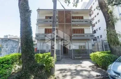 Apartamento à venda 2 dormitórios com dependência de empregada no bairro santa cecilia em porto alegre/rs.